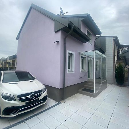Einfamillienhaus Apartamento Rustenfeld Exterior foto