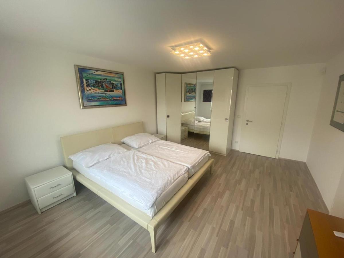 Einfamillienhaus Apartamento Rustenfeld Exterior foto