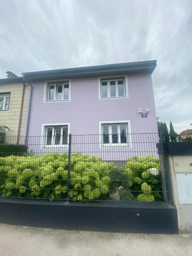 Einfamillienhaus Apartamento Rustenfeld Exterior foto